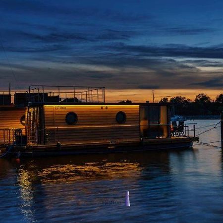 Hausboot Fjord Polaris Mit Biosauna In バース エクステリア 写真